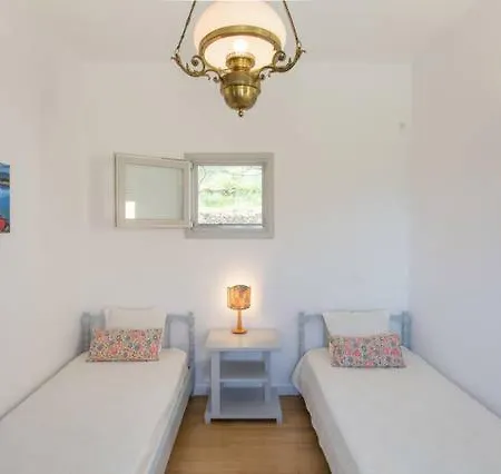 Olivis Villa Pera Meria